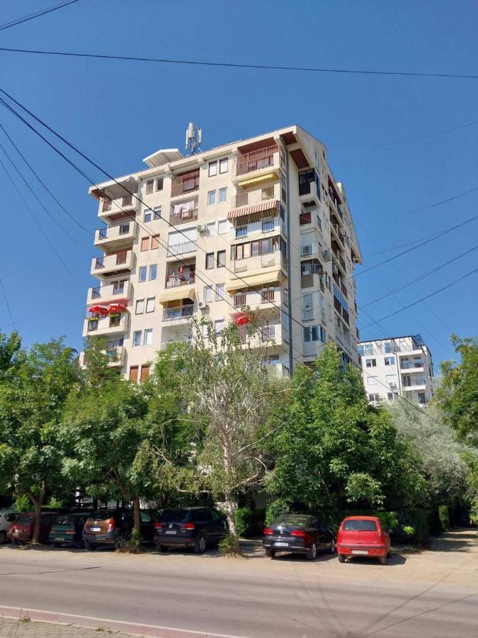 Charming & Spacious 2 Bedroom Apartment With A Gorgeous 8Th-Floor View Ohrid Exterior photo